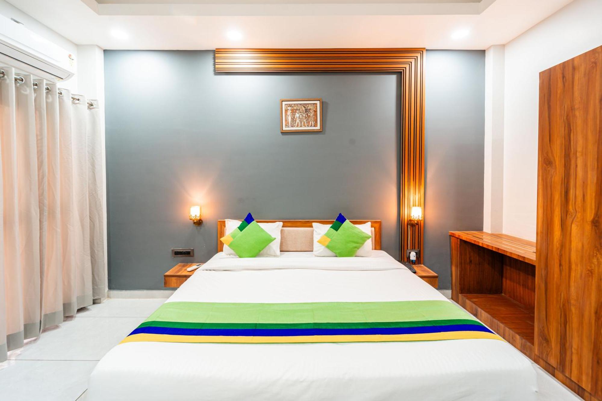 Treebo Lake City Bhopal Exterior photo